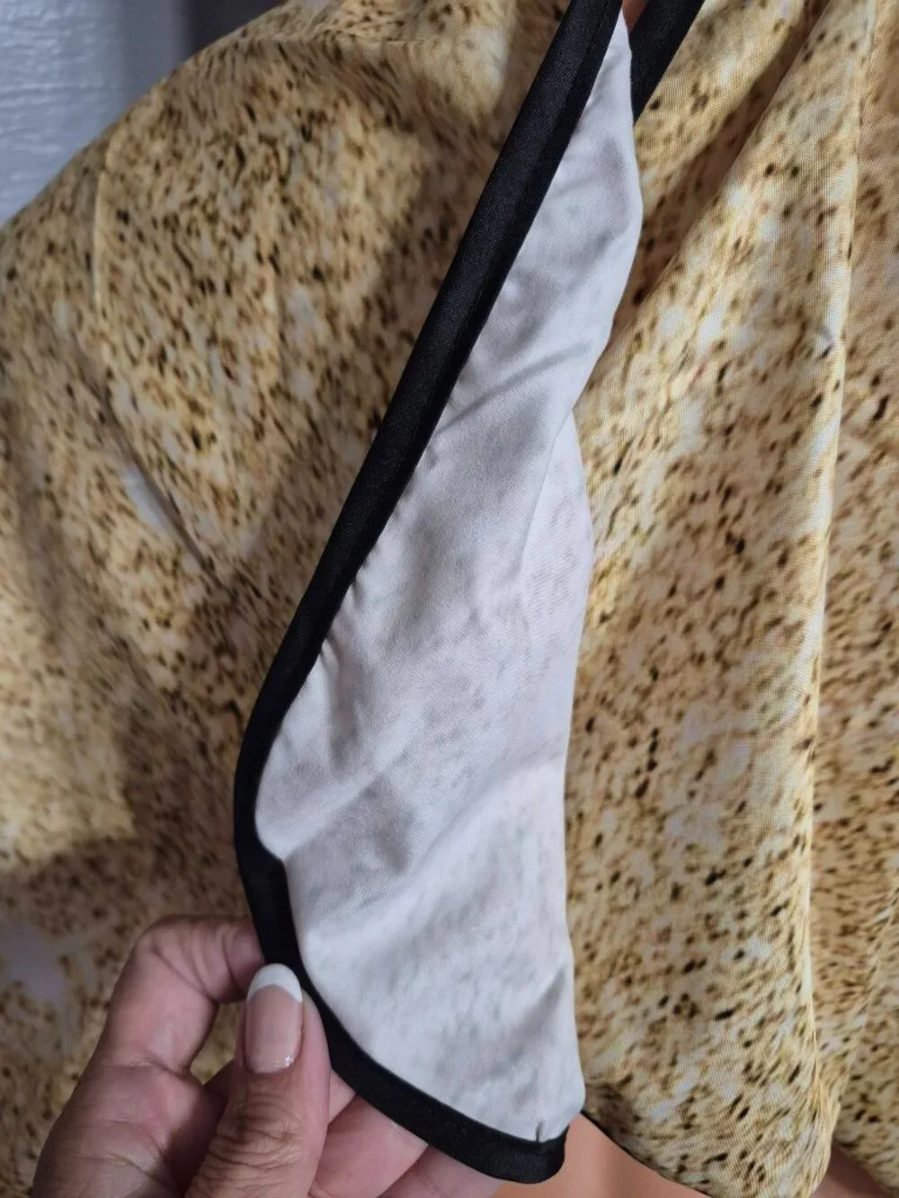 Salon Hair Cape New with Tags Gold and Black